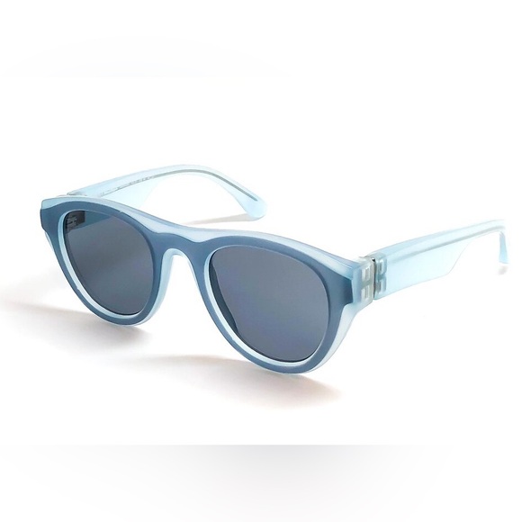 Mykita Maison Martin Margiela Sunglasses MMDUAL003

Translucent blue - Picture 11 of 13